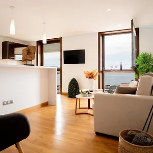 Modern Sea Front In 3 Apartment